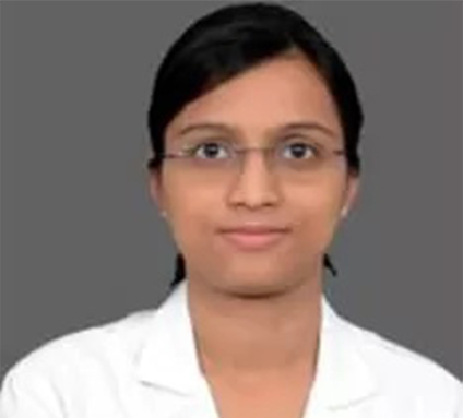 Ms. Snehal Borate - Optometrist at Laxmi Eye Hospitals and Institute in Navi Mumbai, best eye care centres at Panvel, Kharghar, Kamothe and Dombivali.