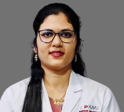 Ms. Rupam Mhatre - Optometrist at Laxmi Eye Hospitals and Institute in Navi Mumbai, best eye care centres at Panvel, Kharghar, Kamothe and Dombivali.